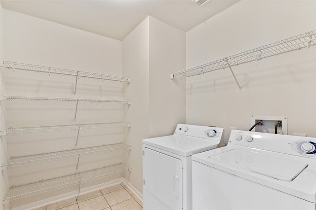 Building Photo - 18226 Fair Grange Ln