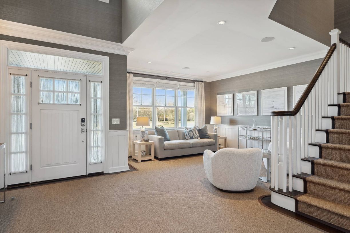 Building Photo - 1404 High Pond Ln