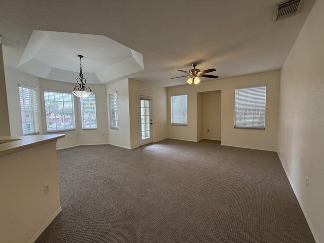 Building Photo - 1106 Belmont Pl