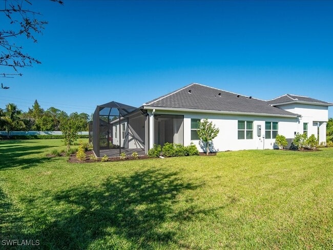 Building Photo - 2385 Ariane Dr