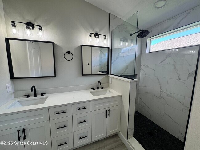 Building Photo - 210 Wickham Lakes Dr