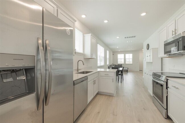 Building Photo - 2548 Caleb Asher Lp