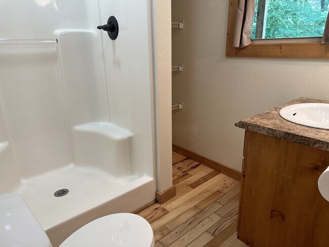 Building Photo - 2546 Brookhaven Ln