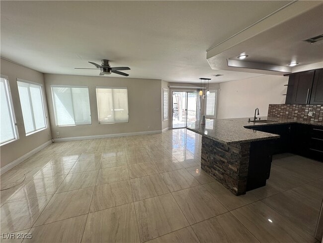 Building Photo - 8305 Bermuda Beach Dr