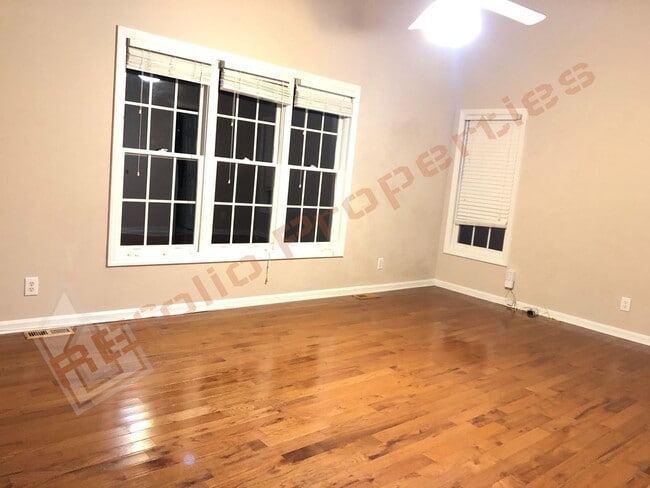 Building Photo - Elegant 4 Bedroom 2.5 Bath House w/ Primary Suite on 1st Floor + a Fenced-in Backyard @ Park Vill...