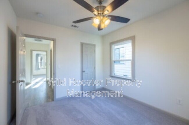 Building Photo - 3740 Jeffrey Ave