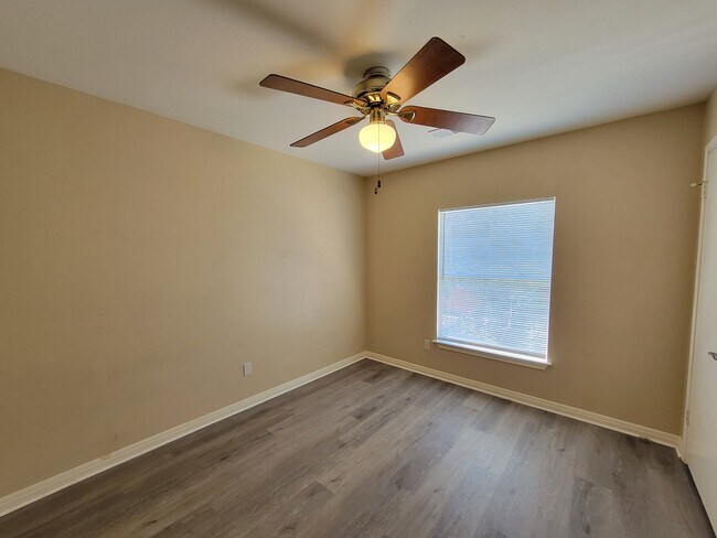 Building Photo - 7519 Redman Pass