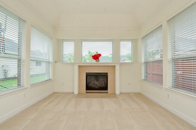 Building Photo - 12522 Aliso Bend Ln