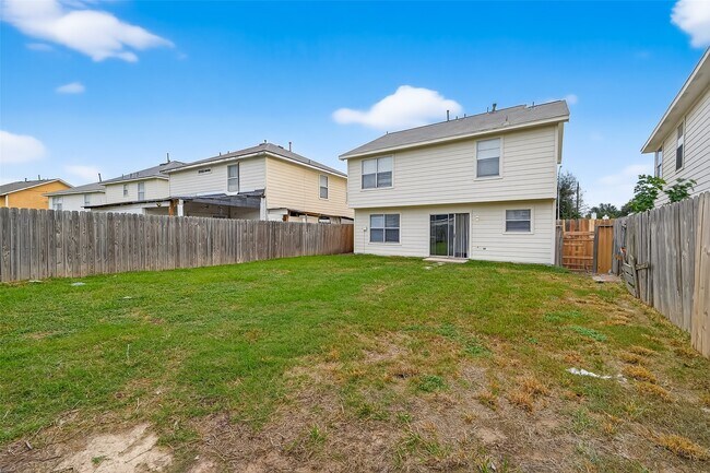 Building Photo - 7351 Parkland Manor Dr