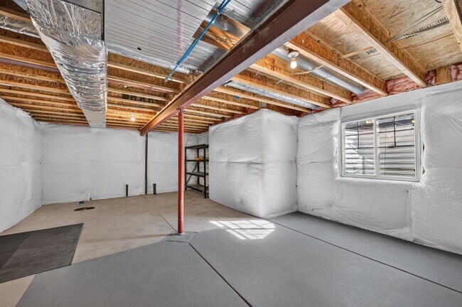 Building Photo - 22015 E Jamison Pl