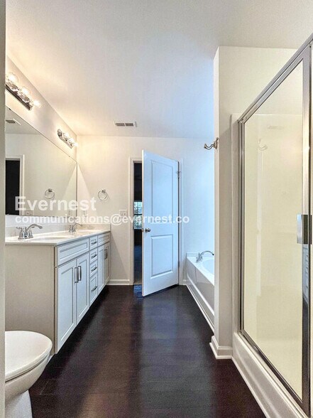 Building Photo - 7813 Sweet Grove Ct