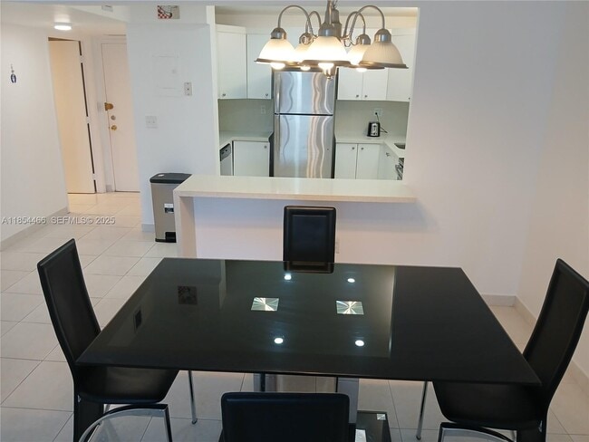 Building Photo - 2780 NE 183rd St