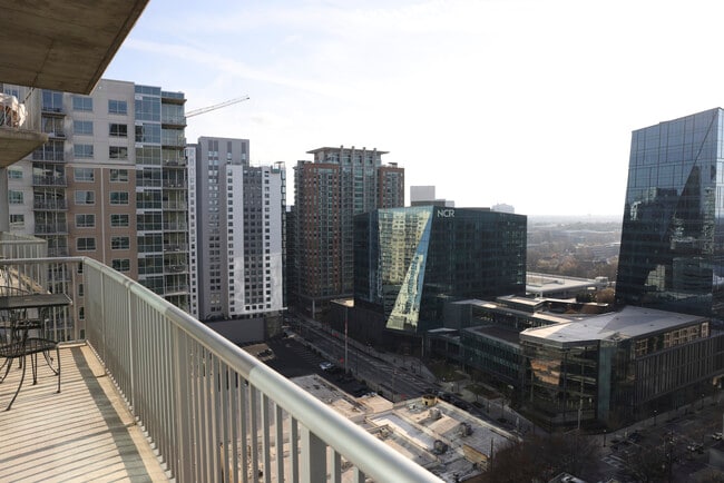 Building Photo - 950 W Peachtree St NW