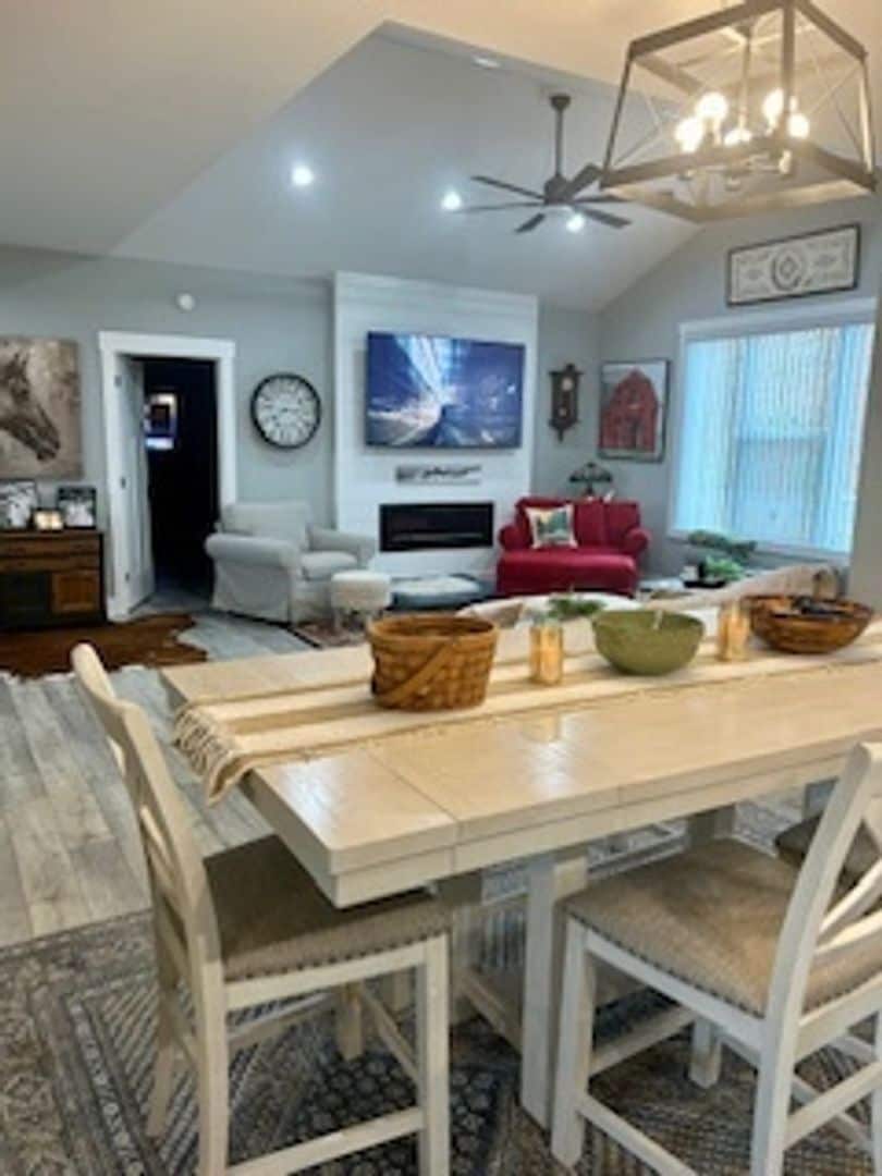 Building Photo - 154 Lakeshore Bay Dr