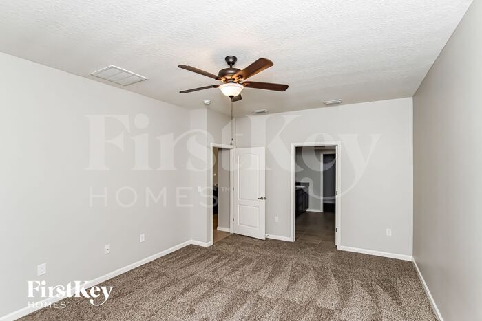 Building Photo - 740 Remington Green Dr SE