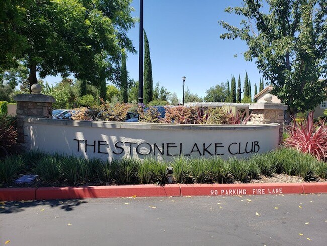 Building Photo - Beautiful Home in Stonelake Coming Soon!