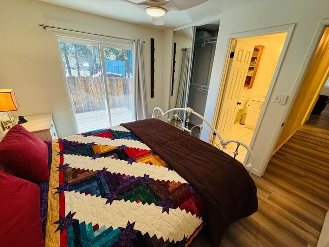 Building Photo - 1676 Bakersfield St