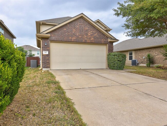 Building Photo - 180 Housefinch Loop