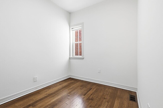 Building Photo - 3118 W Wilt St