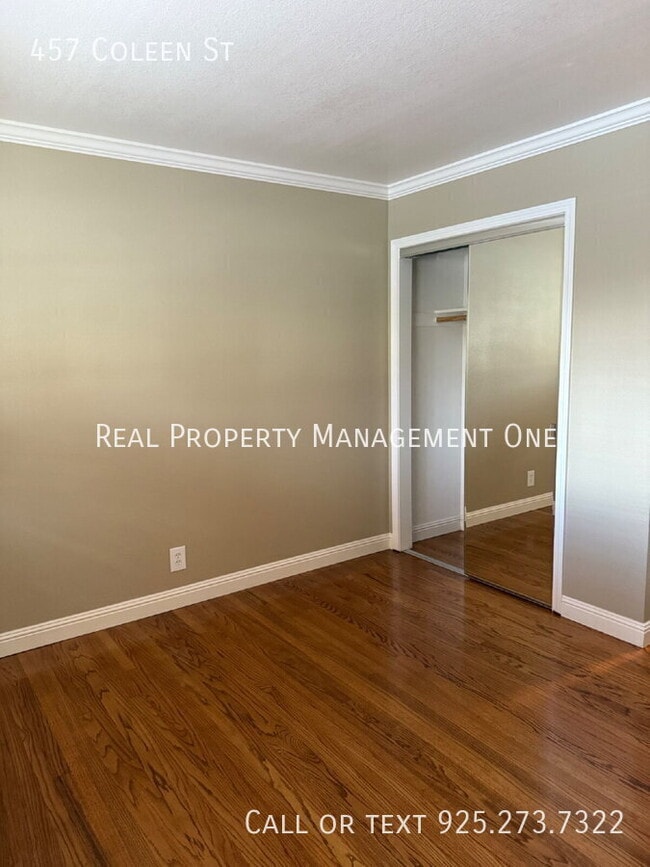 Building Photo - 457 Coleen St