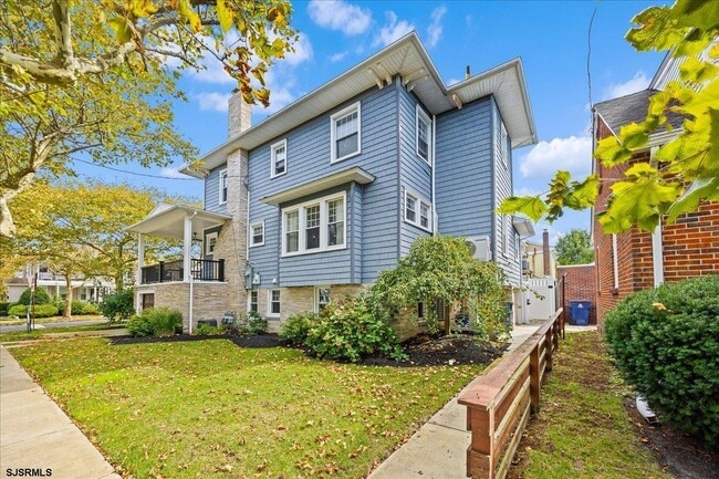 Building Photo - 26 N Richards Ave