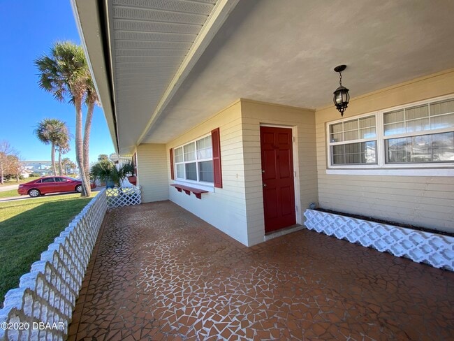 Building Photo - 16 Silk Oaks Dr