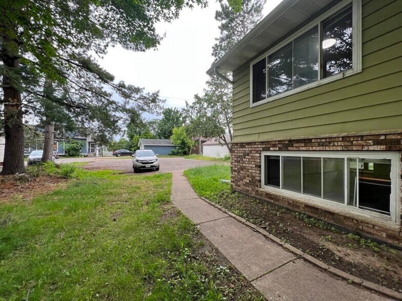 Primary Photo - 2306 N 6th St