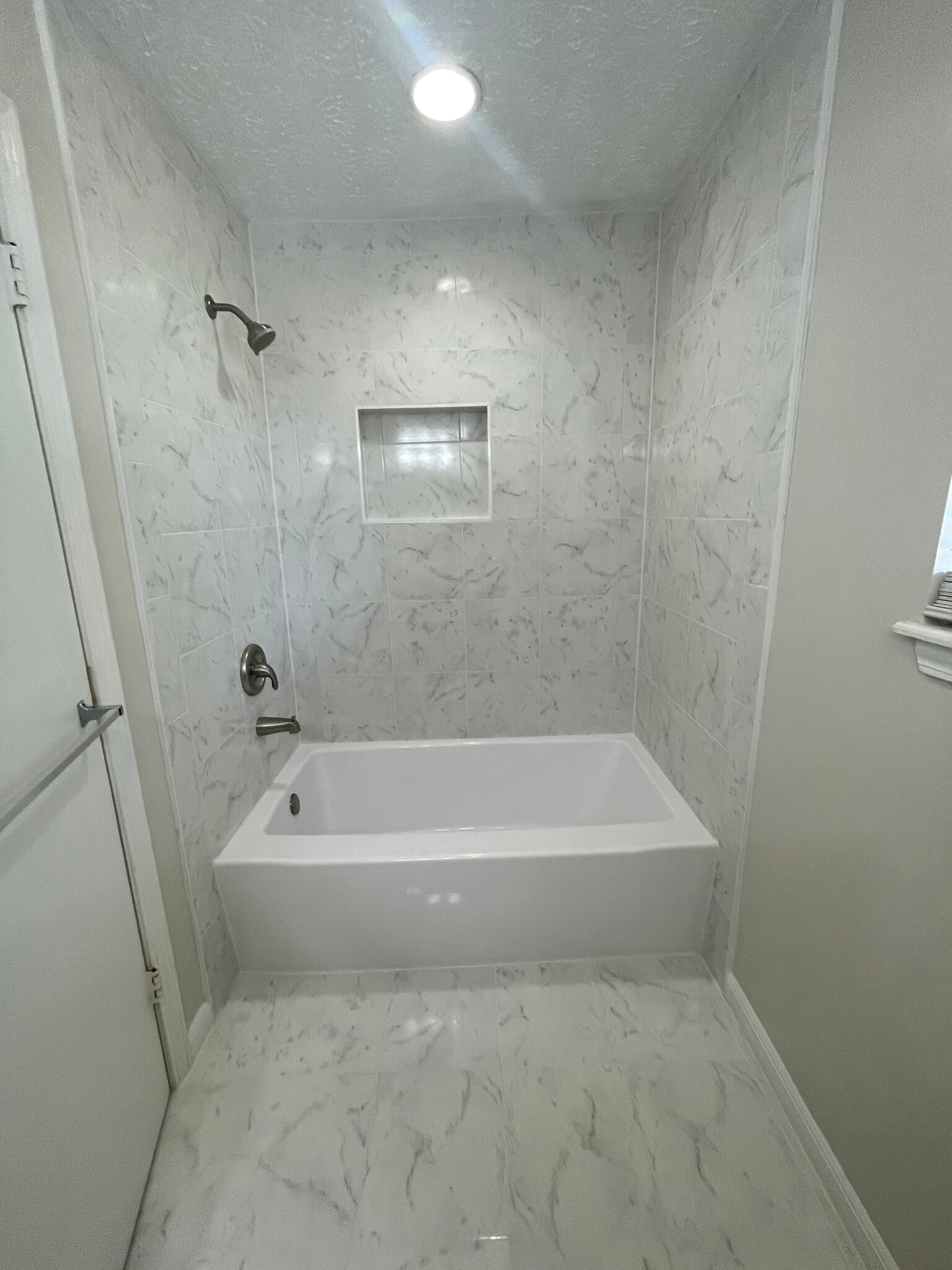 Building Photo - 880 Kirkwood Ave SE