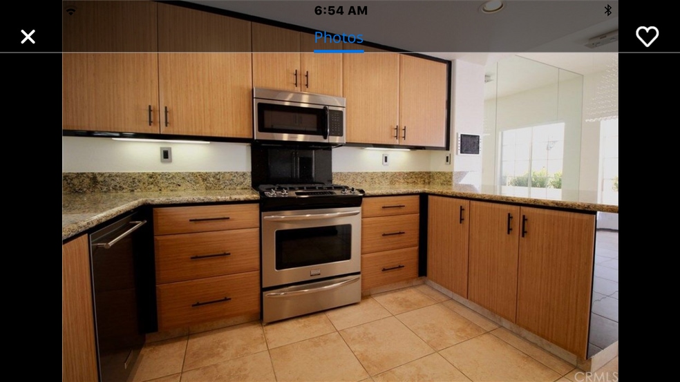 Building Photo - 617 Via Presa St