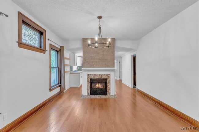 Building Photo - 260 Baynes St
