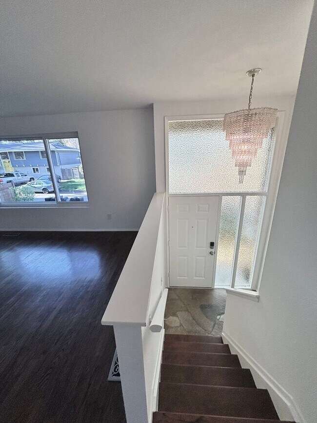 Building Photo - Gorgeous 4-Bd House | Huge Deck, Huge Fenced Yard, & Bonus Room!