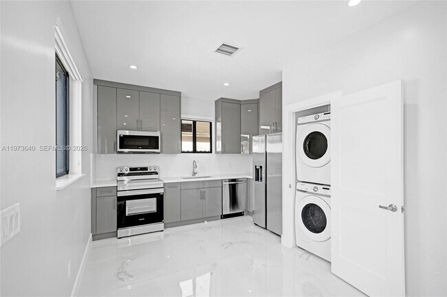 Building Photo - 12120 SW 219th St