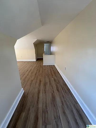 Building Photo - 520 Fiot Ave