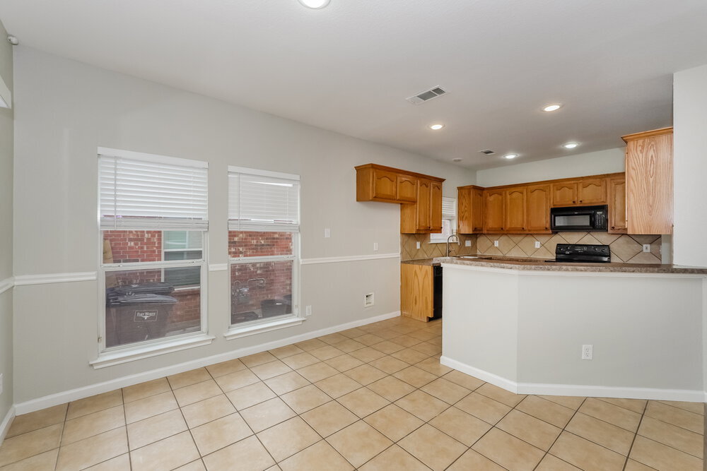 Building Photo - 6357 Claire Dr