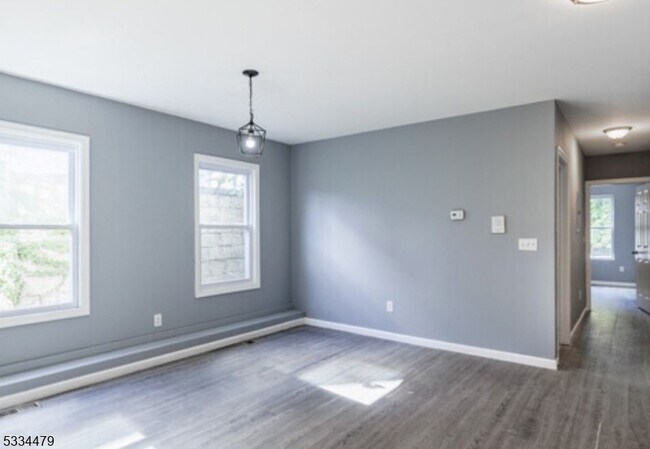 Building Photo - 48 Essex St