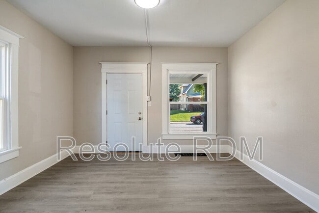 Building Photo - 1314 N Dearborn St