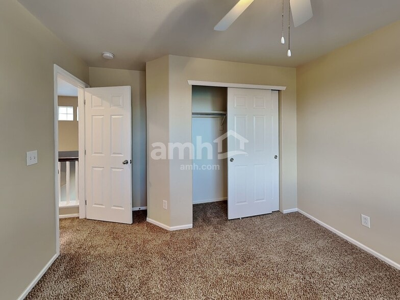 Building Photo - 494 Stetson Ct