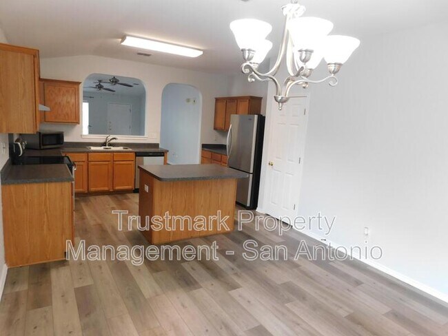 Building Photo - 10711 Pony Mesa