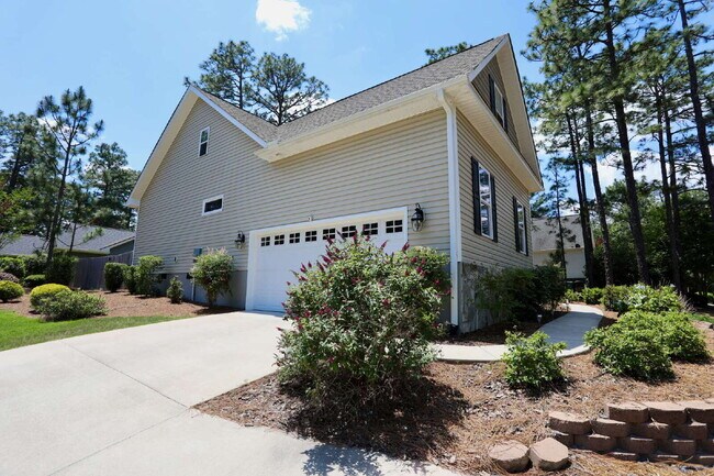 Building Photo - “Stunning 4-Bedroom Retreat with Granite Elegance at 2 River Drive, Pinehurst"