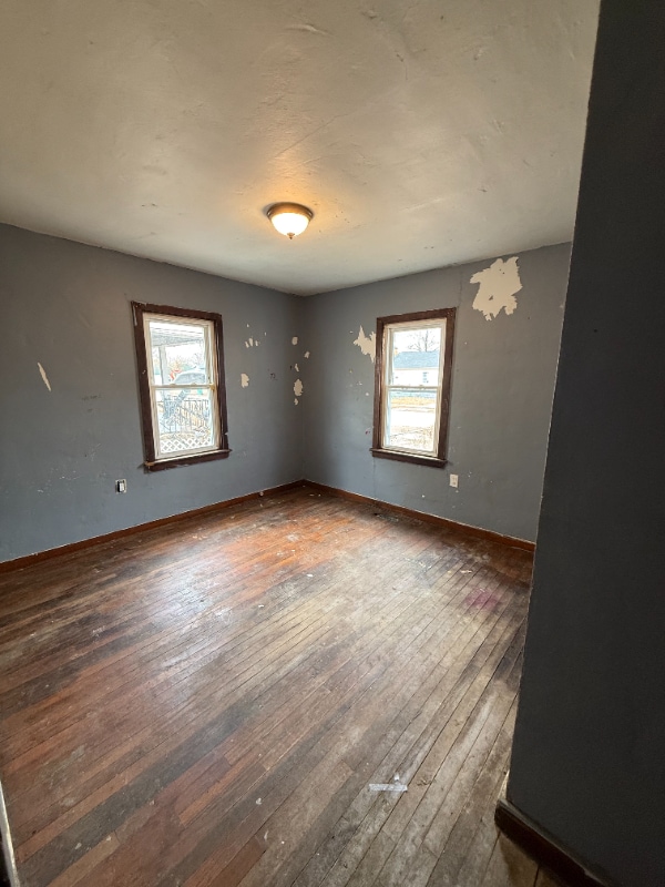 Building Photo - 1305 E Whitmer St