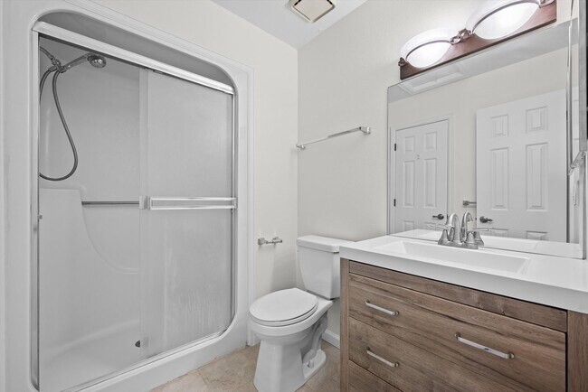 Building Photo - Cherry Creek Schools Condo | Balcony, Fireplace, Garage + Pool