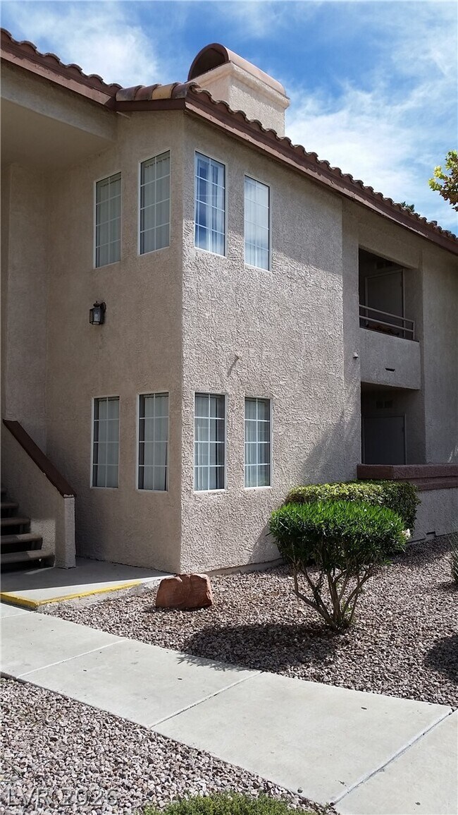 Building Photo - 6500 W Lake Mead Blvd