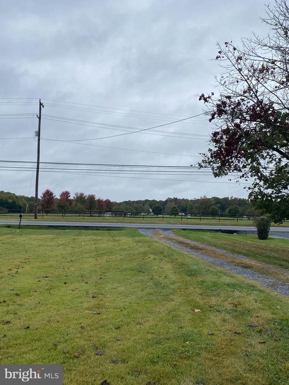Building Photo - 871 Fairfax Pike