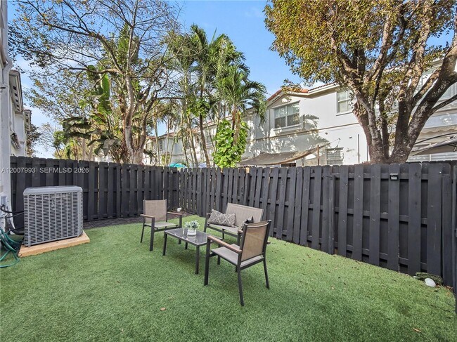 Building Photo - 7876 NW 109th Path