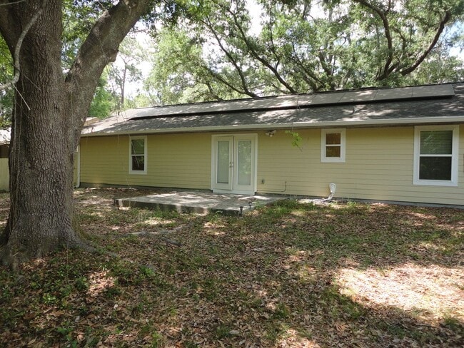 Building Photo - Charming 3-bedroom, 2-bath home in the Timber Lane