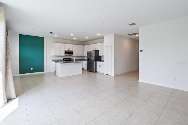 Building Photo - 210 Tarpon Bay Blvd