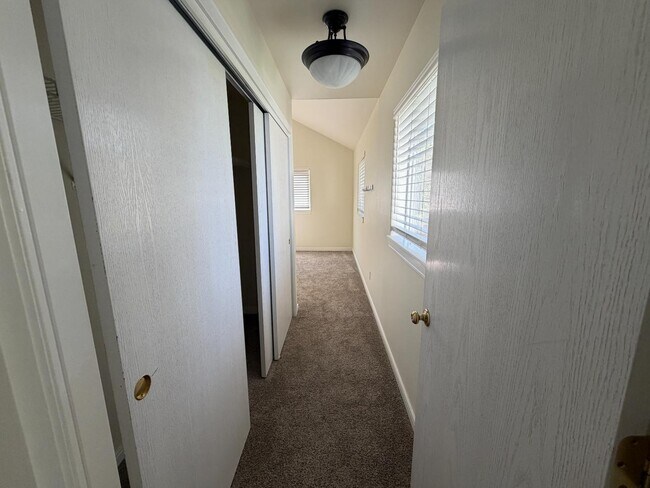 Building Photo - 2255 NW Monterey Pines Dr