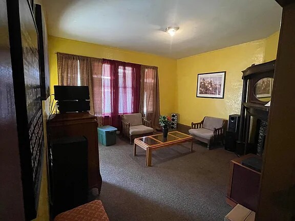 Building Photo - 912 W Hadley St