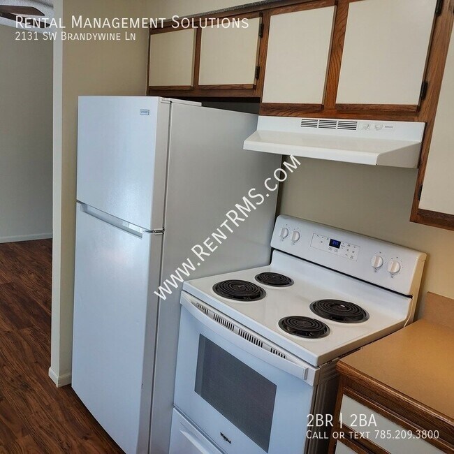 Building Photo - 2131 SW Brandywine Ln