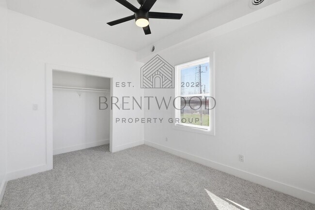 Building Photo - Fully Renovated 4bed, 3bath Home with Fenced In Yard